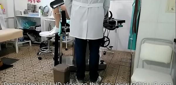 Orgasm for mature woman on gyno chair
